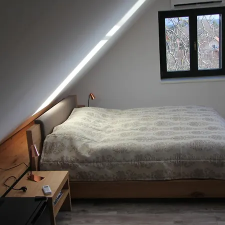 Elias Borbirtok Homestay Badacsonytomaj